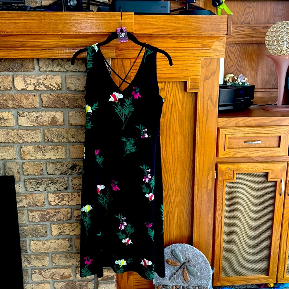 Vince Camino dress black with flowers S